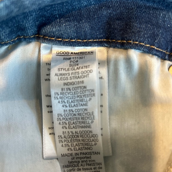 Good American Light Blue High Rise Jeans - Picture 9 of 10